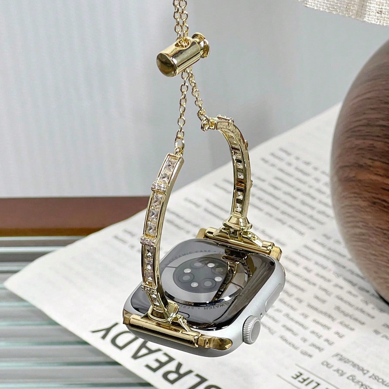 Luxury Metal Chain Watch Strap with Sparkling Crystals